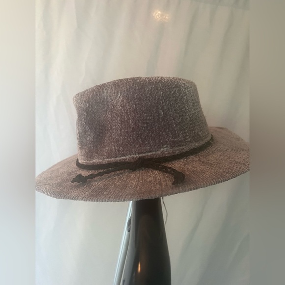 NWOT Grey Chenille Fedora Hat main image 4